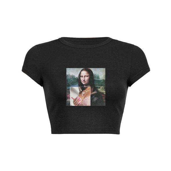 Chic Mona Lisa Remix Crop Top Baby Tee