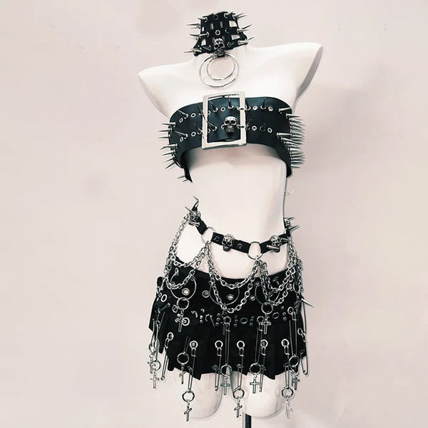 Skull applique rivet waist chain top