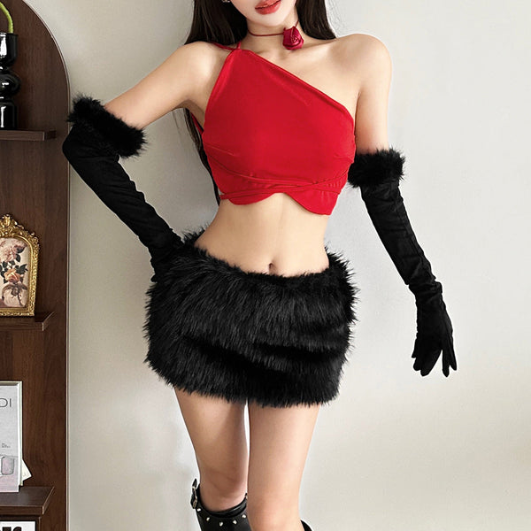 One shoulder sweetheart pattern top