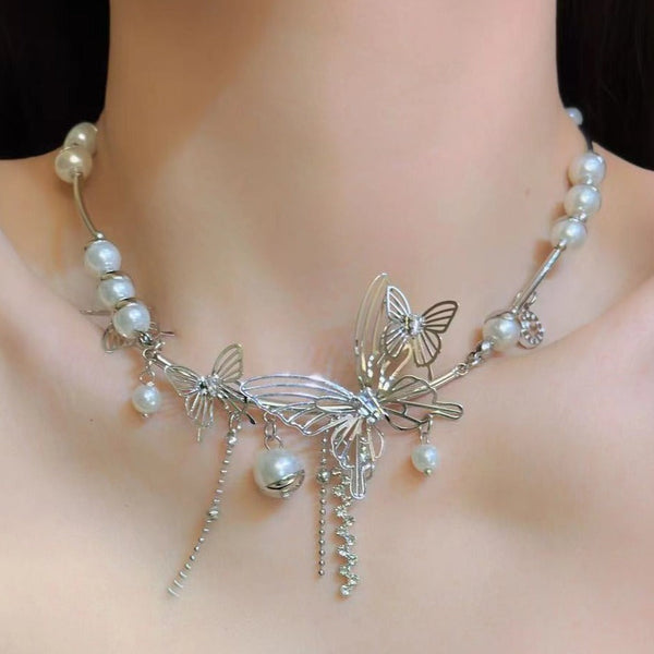 Butterfly faux pearl beaded choker necklace