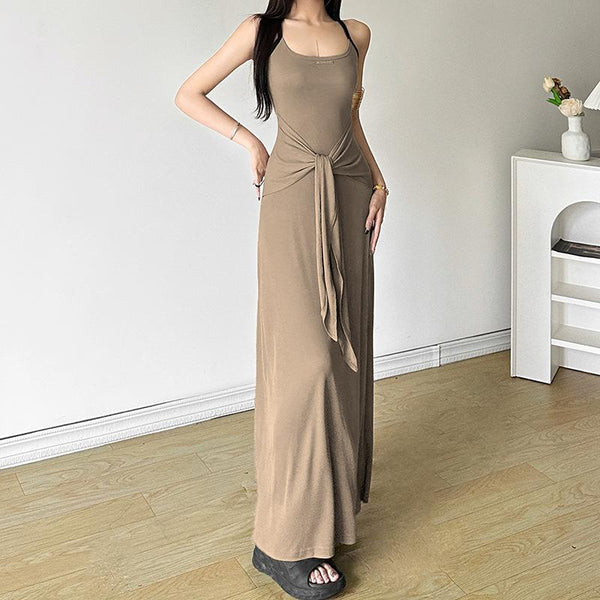 U neck metal tag ribbed cami maxi dress