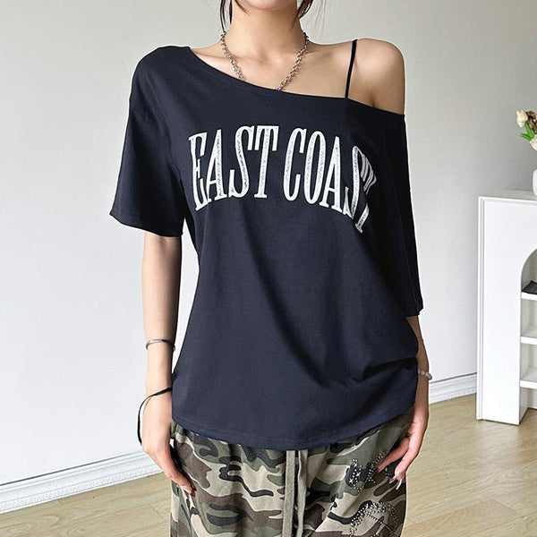 Short sleeve letter pattern round neck contrast top