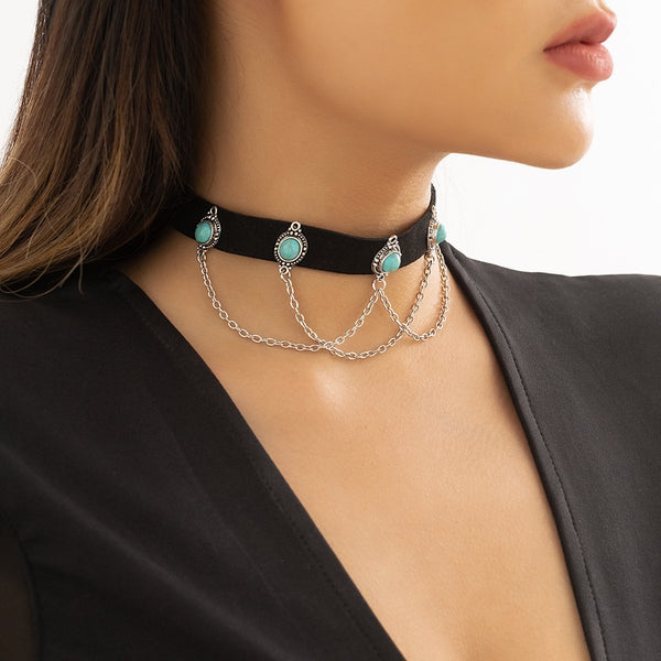 Stone pendant velvet layered choker necklace